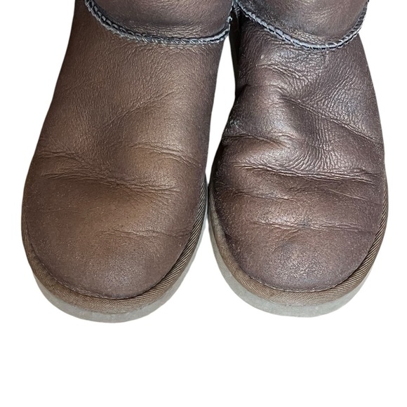 UGG Classic Tall Metallic Boots Women's 7 Wide Gold - Picture 4 of 12